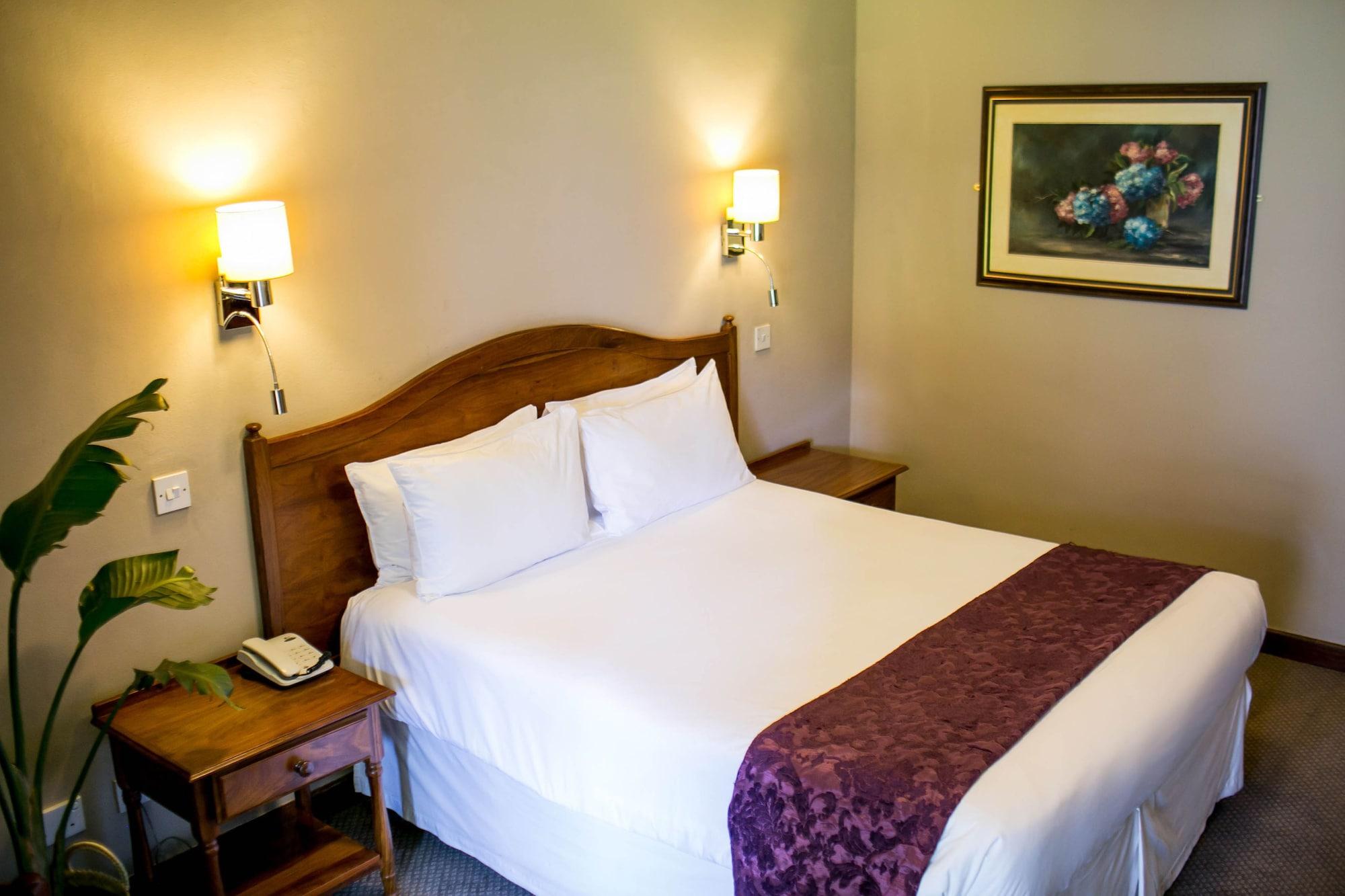 Bronte Hotel Harare Exterior photo