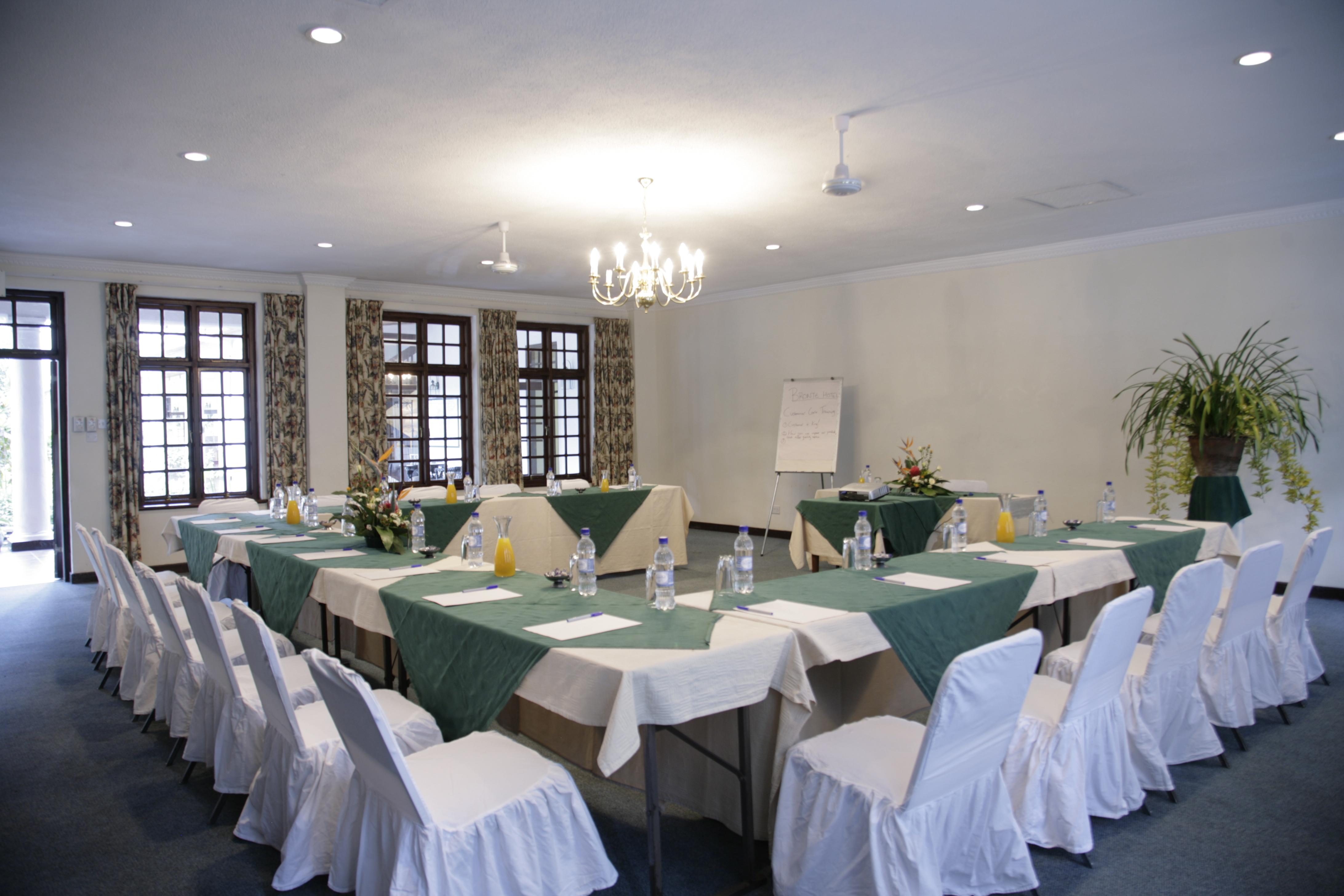 Bronte Hotel Harare Exterior photo