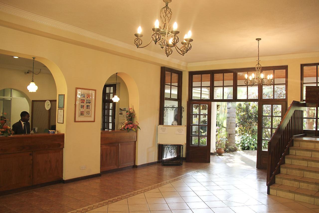 Bronte Hotel Harare Exterior photo